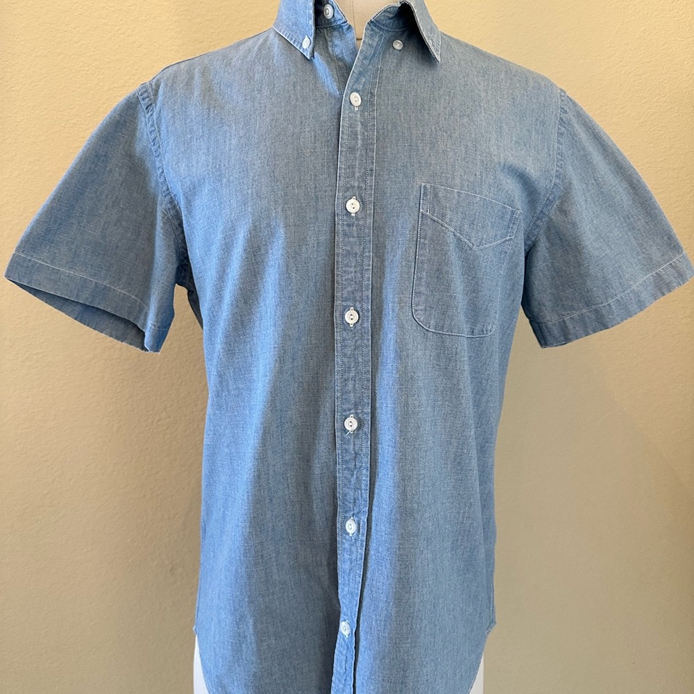 Men's J.Crew Chambray Blue Short Sleeve Shirt